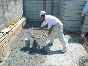 砕石転圧錠