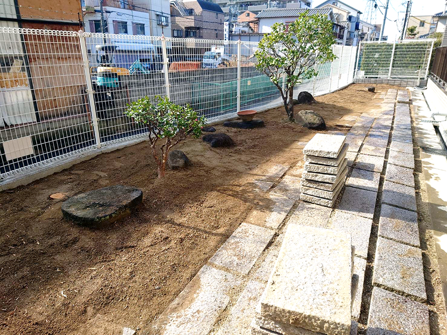 お庭の雑草対策｜大東市施工例